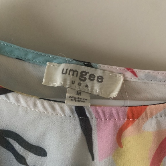 Umgee Pastel Abstract Multicolor Blouse — Pink, Blue, Yellow - Picture 2 of 3